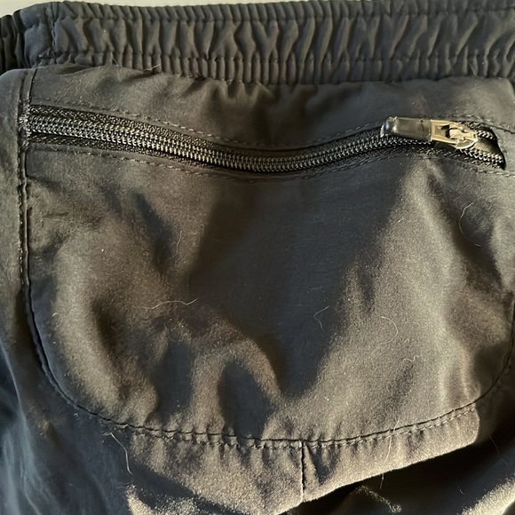 Nike  Running shorts Dri-Fit  black/mesh ventilation  Underwear  pockets  size M - Picture 5 of 14